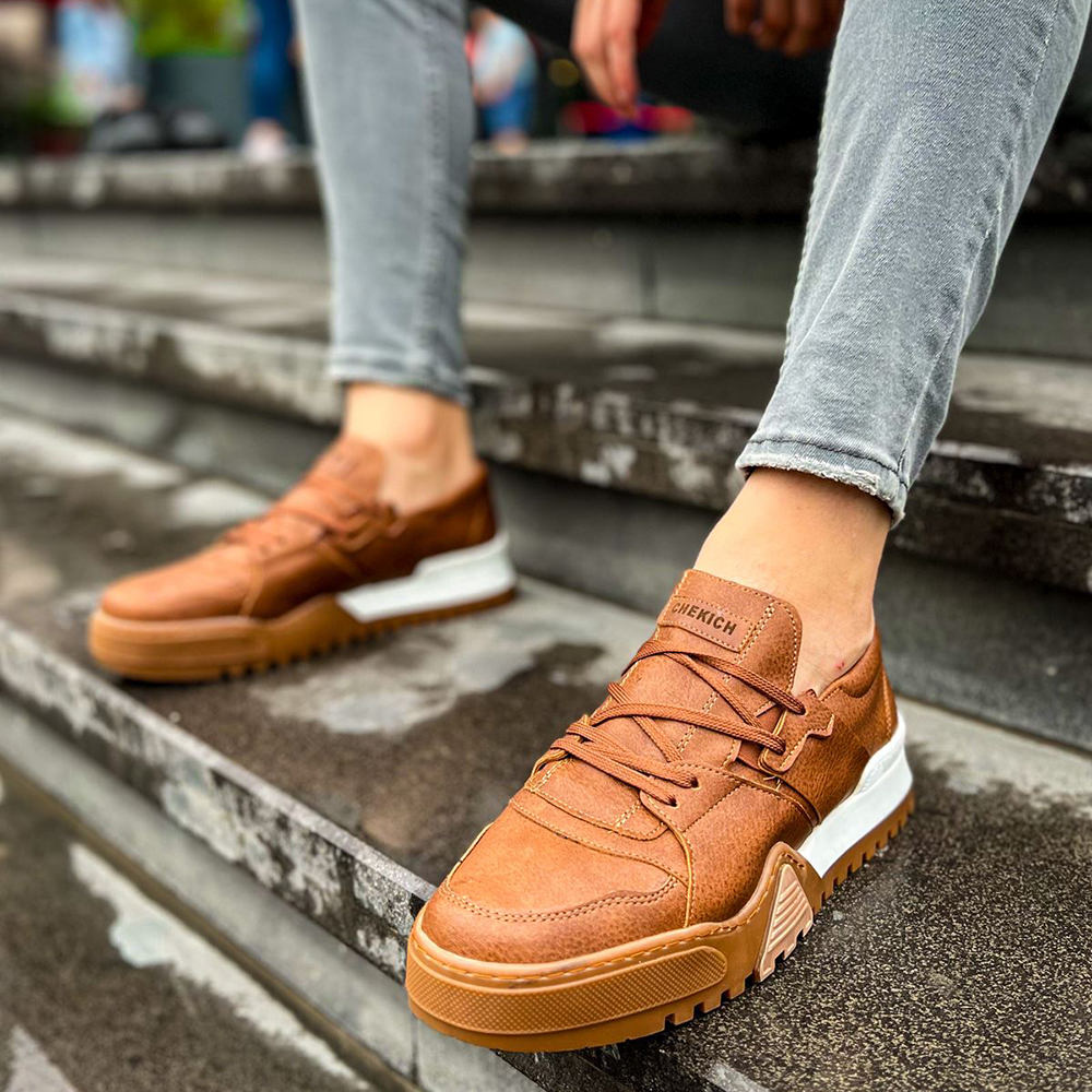 mens tan nike sneakers